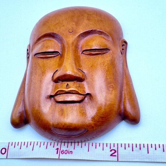Buddha Face Hand-Carved Wood Netsuke Signed 2.5 x 3 Serenity Signed - Picture 4 of 8